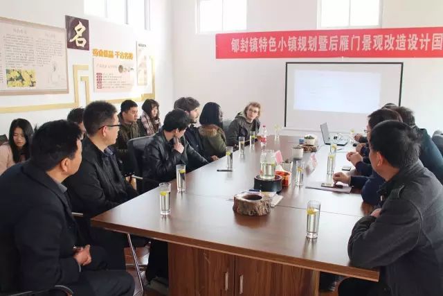 一批批參觀團(tuán)為何頻頻到云臺(tái)冰菊基地參觀？